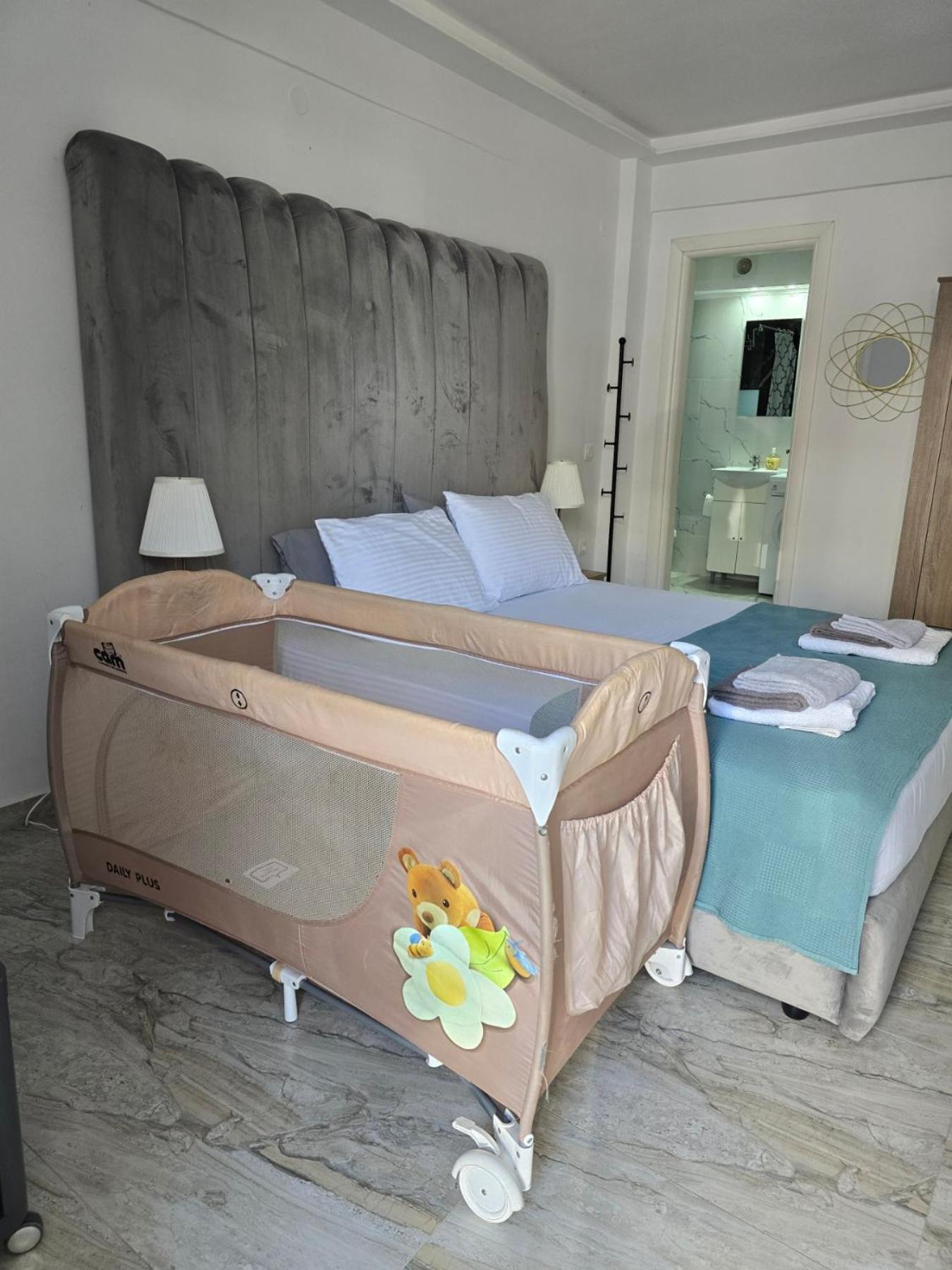 Ferienwohnung Mila Deluxe Peraía Exterior foto